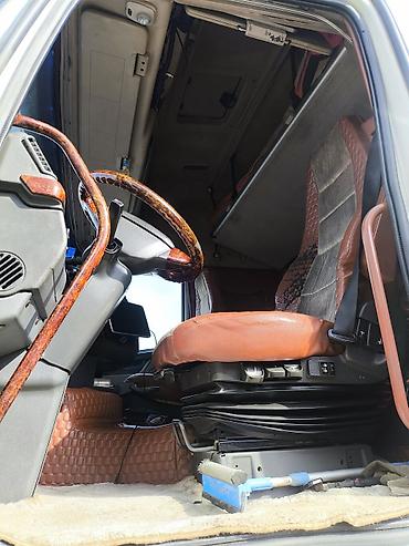 Тягачи: Тягач, Volvo, Тентованный — 7