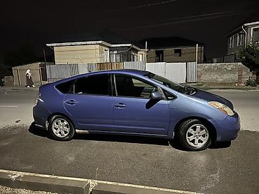 gen 2: Toyota Prius: 2009 г., 1.5 л, Гибрид, Хэтчбэк — 4