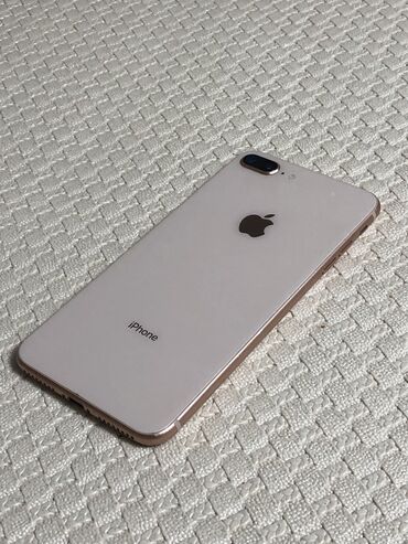 Apple iPhone: IPhone 8 Plus, 64 ГБ, Desert Titanium, Чехол, 100 %