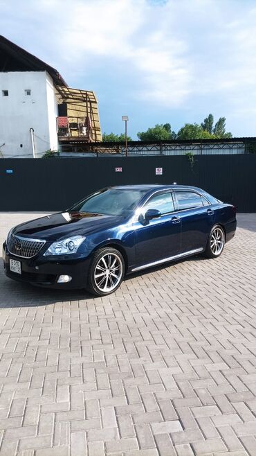 манипуляторы crown: Toyota Crown: 2010 г., 4.6 л, Автомат, Бензин, Седан