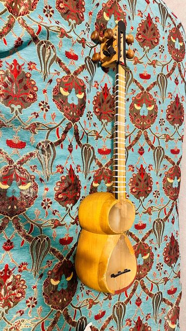 Musiqi alətləri: Məhsul: Tar (Azərbaycan milli simli musiqi aləti) Təsvir: - Korpus