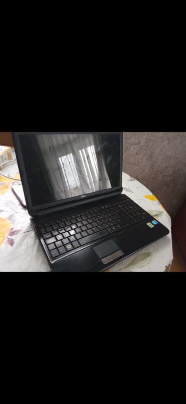 Планшеты: Intel Core i5, 4 ГБ ОЗУ, 12 "