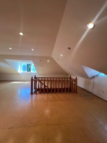 Həyət evləri və villaların satışı: Bakıxanov qəs. 6 otaqlı, 300 kv. m, Kredit yoxdur, Orta təmir — 18