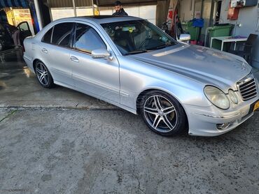 Mercedes-Benz: Mercedes-Benz E 270: 2.7 l. | 2005 έ. Λιμουζίνα — 4
