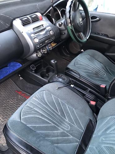 Унаа: Honda Fit: 2002 г., Автомат, Бензин, Хетчбек — 3