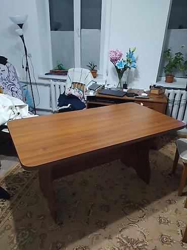 Спальные гарнитуры: Спальный гарнитур в классическом стиле, цвет светлый/медовый дуб — 15