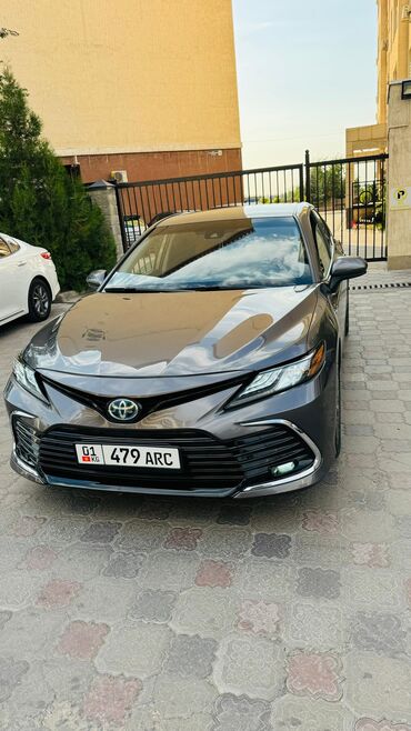 Toyota: Toyota Camry: 2020 г., 2.5 л, Гибрид, Седан