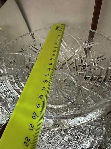Наборы посуды: Хрустальные вазы чешские — 8
