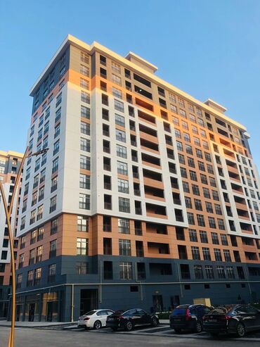 Uzunmüddətli kirayə mənzillər: 2 otaqlı mənzil – studiya mətbəxli - Geniş zal və mətbəx bir yerdə — 13