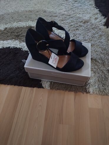 tamaris obuća srbija: Sandale, Tamaris, 40 na lalafo.rs tamaris obuća srbija: Sandale, Tamaris, 40