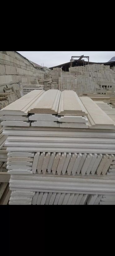 Ağlay: Bütün nov aglay daşlari tebii 4 mandan başlayan qiymetler buyurub -da lalafo.az — 4 Ağlay: Bütün nov aglay daşlari tebii 4 mandan başlayan qiymetler buyurub — 4