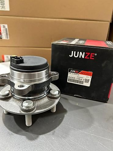 radius teker merkezi: DG9Z-1104-F – Arxa Stupitsa (Ford Fusion) Alternativlər: * Arxa — 1