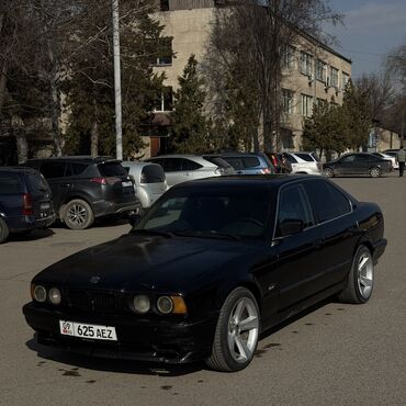 r18 235 50: BMW 525: 1992 г., 2.5 л, Механика, Бензин, Седан