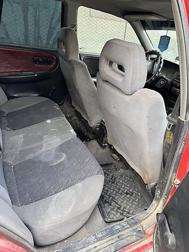 Продажа авто: Nissan Primera: 1996 г., Механика, Бензин, Хэтчбэк — 6