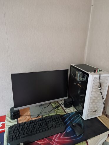 продам микроволновку бу: Компьютер, ядер - 6, ОЗУ 16 ГБ, Игровой, Б/у, Intel Core i7, AMD Radeon RX 580, SSD