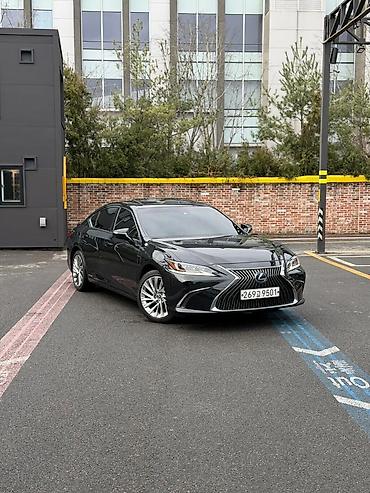 Lexus: Lexus ES: 2021 г., 2.5 л, Гибрид — 3