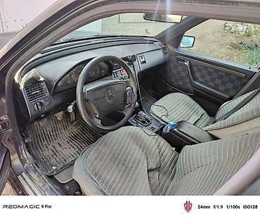 машины в кузове купе: Mercedes-Benz C-Class: 1993 г., 2.8 л, Механика, Бензин, Седан — 3