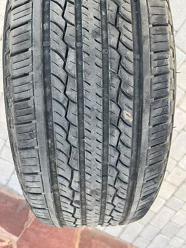 колеса 28560r18: Продаю шины 3- шт,1- порван. ECOSAVER. Произведено в Китае. 285/60/R18 — 8