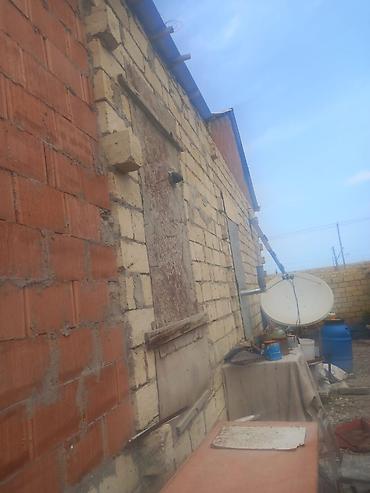 ev tecili satilir: 3 otaqlı, 3 kv. m, Kredit yoxdur, Təmirsiz — 3