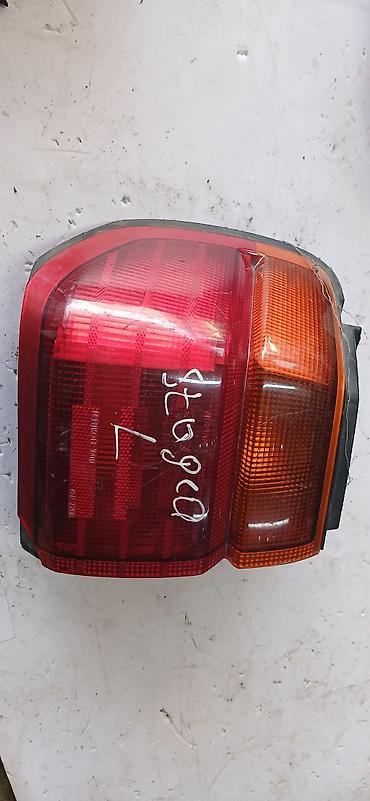 stage: Задний левый стоп-сигнал Nissan 2002 г., Б/у, Оригинал, Япония — 2