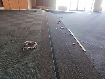 Напольные работы: Укладка пола, Монтаж напольных плинтусов, Выравнивание пола | Ковролин, Ламинат, Линолеум Больше 6 лет опыта — 10