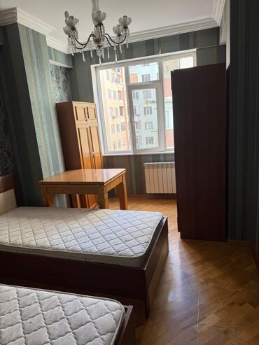 Uzunmüddətli kirayə mənzillər: Abşeron, Gənclər şəhərciyində 10/4 mərtəbədə yerləşən 3 otaqlı, əşyalı -da lalafo.az — 7 Uzunmüddətli kirayə mənzillər: Abşeron, Gənclər şəhərciyində 10/4 mərtəbədə yerləşən 3 otaqlı, əşyalı — 7