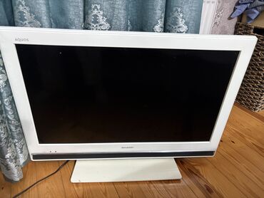 продаю телевизор: İşlənmiş Televizor Sharp LCD 32" HD (1366x768), Ünvandan götürmə