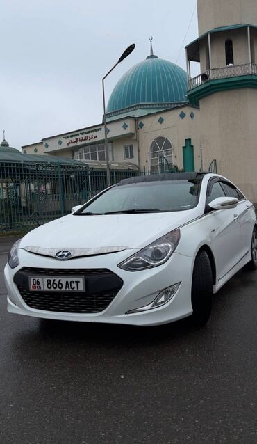 hyundai avante 2011: Hyundai Sonata: 2011 г., 2.4 л, Автомат, Гибрид, Седан