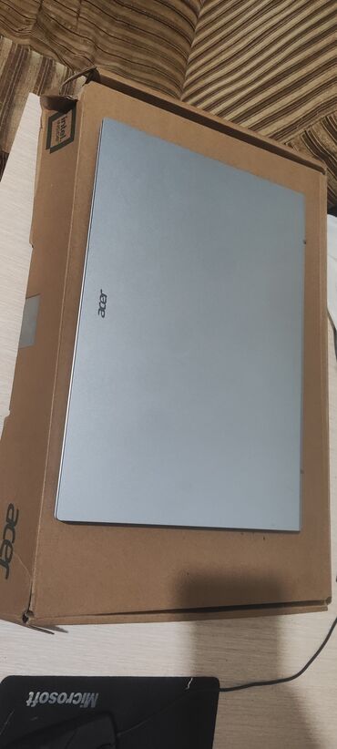 сумки для ноутбуков piquadro: Ноутбук, Acer, Татаал эмес тапшырмалар үчүн
