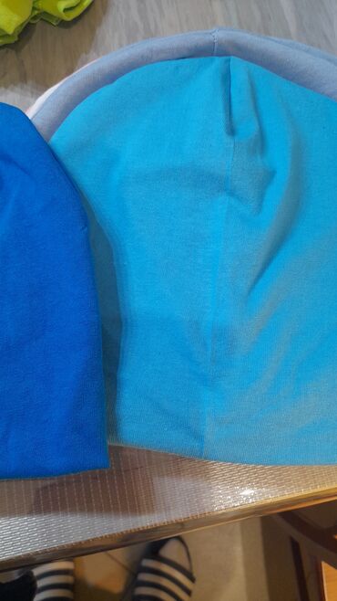 Kape: Pamučne beanie kape – jednobojne - Model: klasična beanie kapica bez — 3