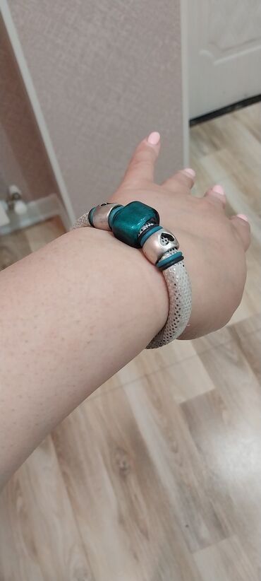 Bilərziklər: Bilərzik — 3