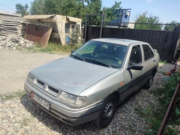 автомобиль гольф: Volkswagen : 1994 г., 1.8 л, Механика, Бензин, Купе