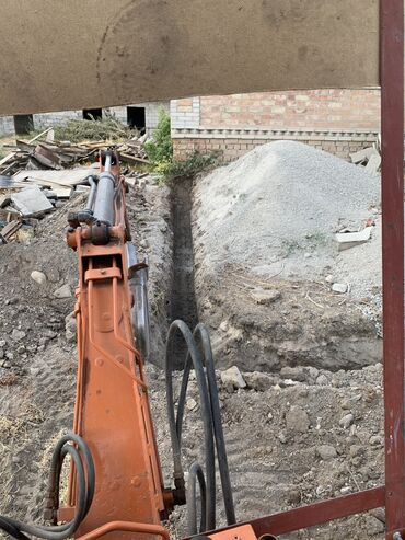 Экскаваторы: Экскаватор, Гусеничный — 9