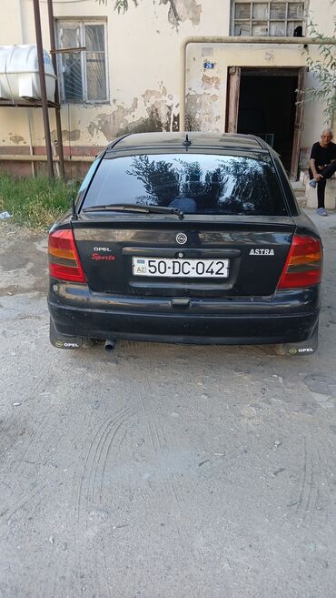 Opel: Opel Astra G sedan – qara rəng Texniki və dizayn: - ECOTEC benzin — 12