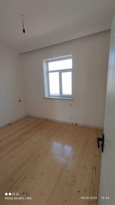 Həyət evləri və villaların satışı: Binə Sovxozda 160 marşurutunun son dayanacağına yaxın həyət evi üçün — 9