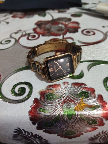 часы отличные: Женские наручные часы Julius JA-1273 состояние отличное документы к