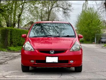 фольксваген минивэн: Honda Fit: 2002 г., 1.3 л, Вариатор, Бензин, Хэтчбэк