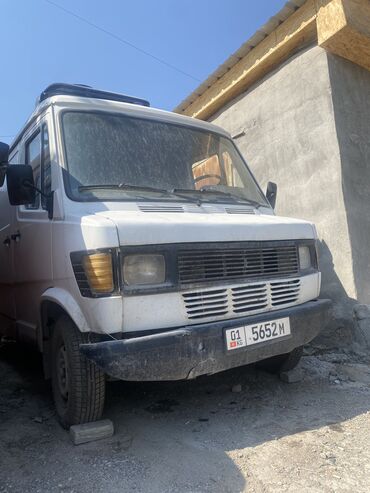 запчасть на мерс 814: 🚐 Продаётся микроавтобус Mercedes-Benz T1 (208D) Цвет: Белый (частично