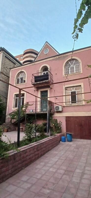 həzi aslanovda satılan həyət evləri: Köhnə Günəşli 5 otaqlı, 400 kv. m, Kredit yoxdur, Orta təmir