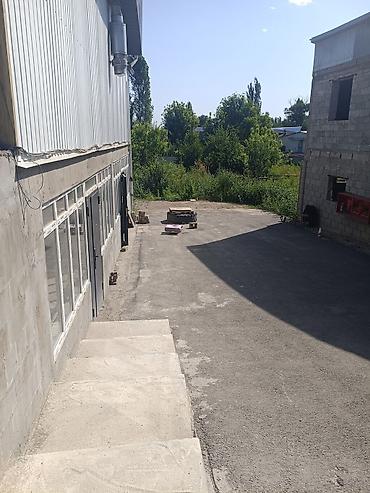 Аренда магазинов: Село Ленинский Сдается магазин Площадь: 150м2 Склад 150м2 Частично at lalafo.kg — 3 Аренда магазинов: Село Ленинский Сдается магазин Площадь: 150м2 Склад 150м2 Частично — 3