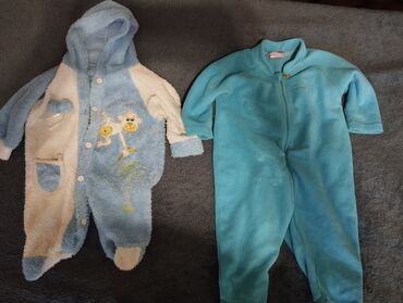продаю пальто: Продаю детские вещи, на мальчика. От 5 месяцев до 2 лет. Вещи