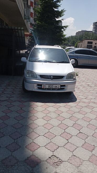 таёта фит: Toyota Raum: 2002 г., 1.5 л, Автомат, Бензин, Хэтчбэк