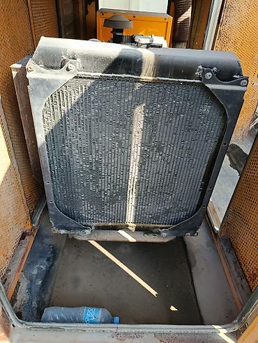 dizel saat: Generator – 30 kVA, 3 faza Texniki xüsusiyyətlər: - Güc: 30 kVA - — 9