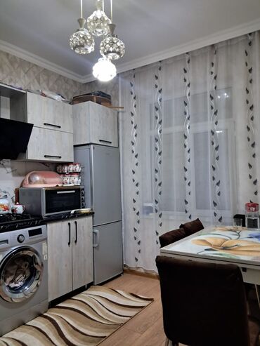 Həyət evləri və villaların satışı: 2 otaqlı, 45 kv. m, Yeni təmirli — 27