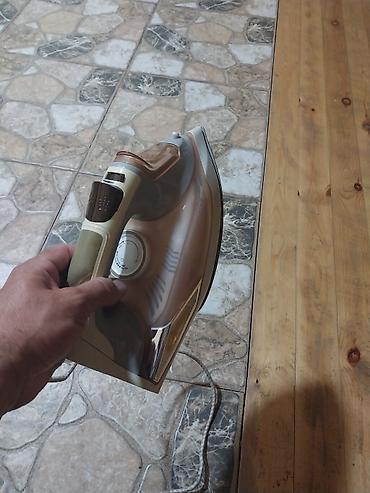 bosch ütü: BOSCH buxarlı ütü Xüsusiyyətlər: - Keramik örtüklü altlıq – — 1