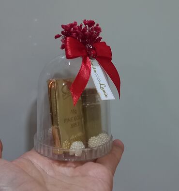 Alt paltarı: Xına paylama şokoladlar.Çatdırılma var