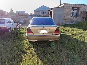 mercedes 160 a: Mercedes-Benz C-Class: 2.3 l | 1998 il Sedan — 4