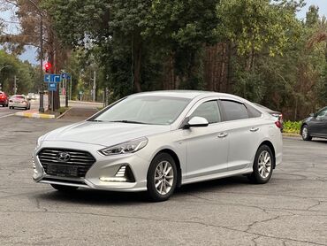 hyundai sonata nf: Hyundai Sonata: 2017 г., 2 л, Автомат, Газ, Седан