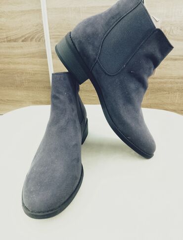 duboke starke sa debelim djonom: Ankle boots, 40