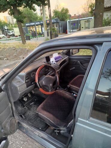 Daewoo: Daewoo Nexia: 2005 г., 1.5 л, Механика, Бензин, Седан